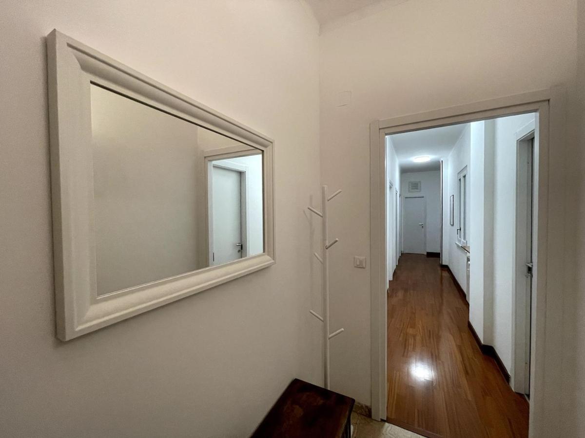 Apartment Desy Vatican House