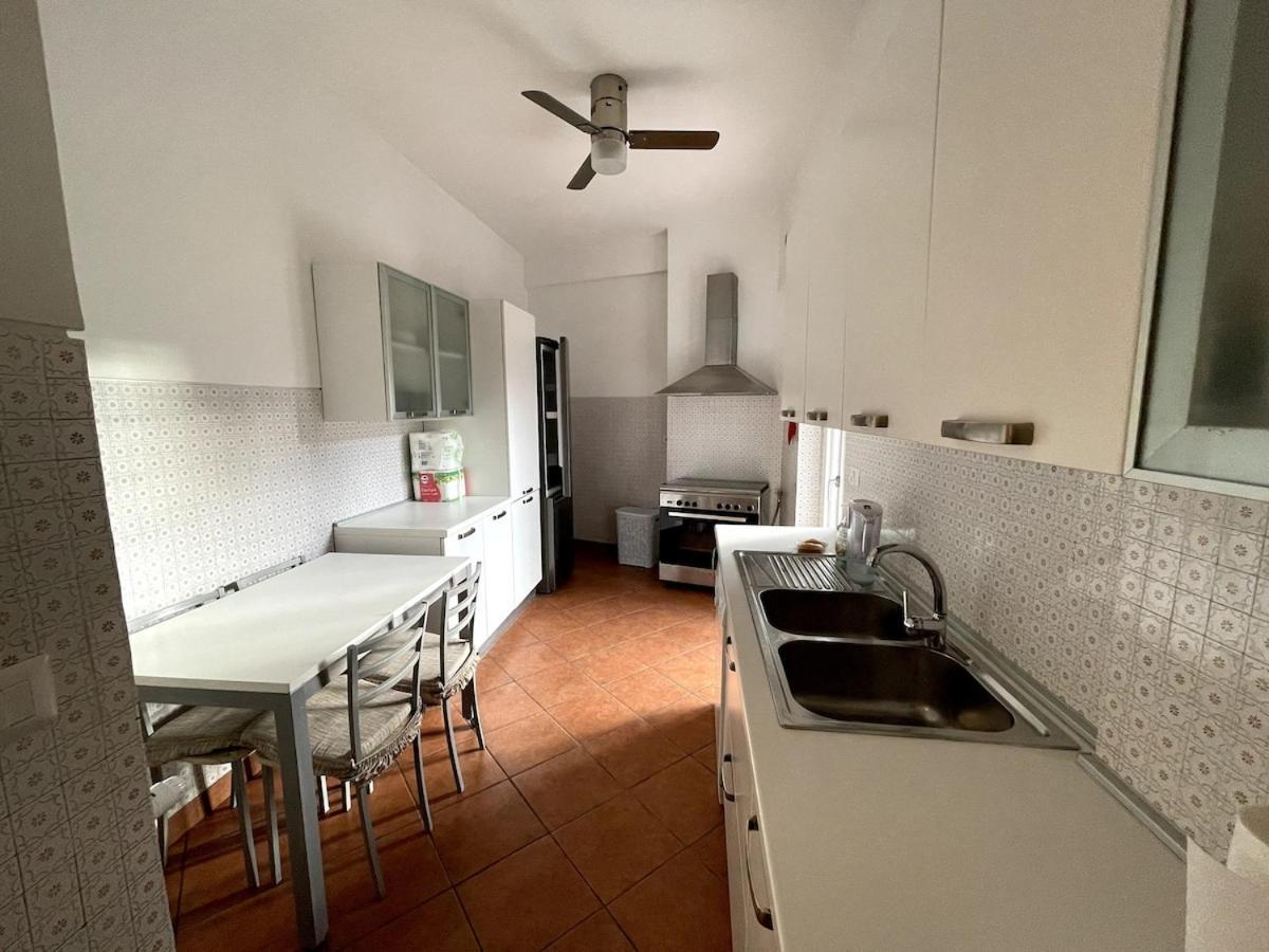 Desy Vatican House *